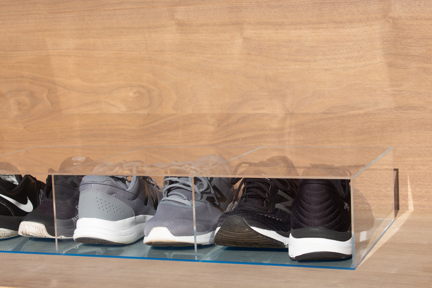 3 holder Shoe Pigeon Hole Case